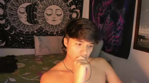 Victorino Jhonson online show from 12-24-24, 03:16