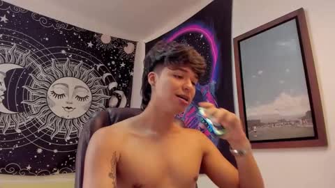 Victorino Jhonson online show from 05-11-26, 02:12