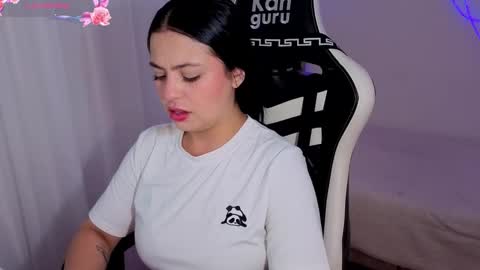 V  I C  T O R I A  online show from 02-06-26, 10:13