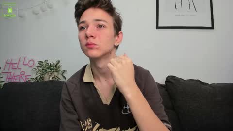 Snapshot of viego_pattel chatting on 10-05-25, 11:19 Viego Pattel online show from 10-05-25, 11:19