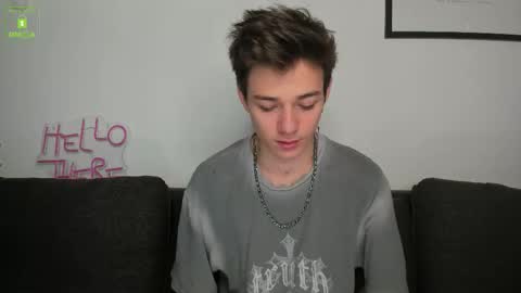 Snapshot of viego_pattel chatting on 10-09-25, 04:27 Viego Pattel online show from 10-09-25, 04:27