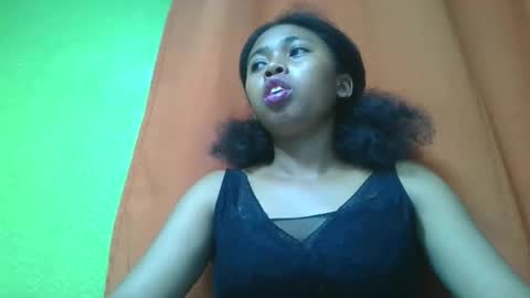 Snapshot of vierge28430 chatting on 05-02-26, 05:12 vierge28430 online show from 05-02-26, 05:12