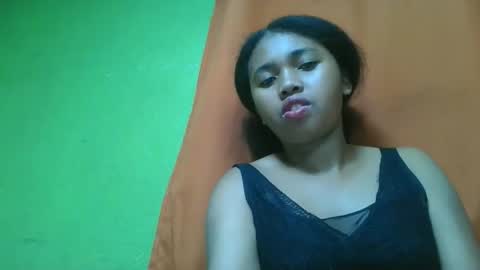 Snapshot of vierge28430 chatting on 05-17-26, 06:48 vierge28430 online show from 05-17-26, 06:48