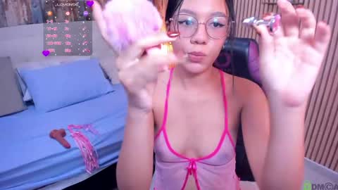 Violet online show from 05-28-26, 08:17