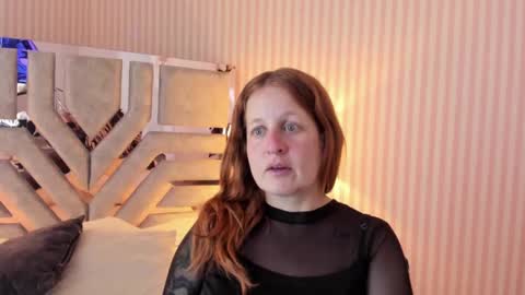 Snapshot of viioletamora chatting on 12-13-24, 10:34 Violeta online show from 12-13-24, 10:34