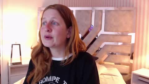 Snapshot of viioletamora chatting on 12-24-24, 12:44 Violeta online show from 12-24-24, 12:44