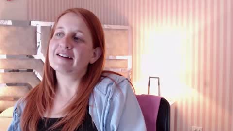 Snapshot of viioletamora chatting on 01-03-25, 02:54 Violeta online show from 01-03-25, 02:54