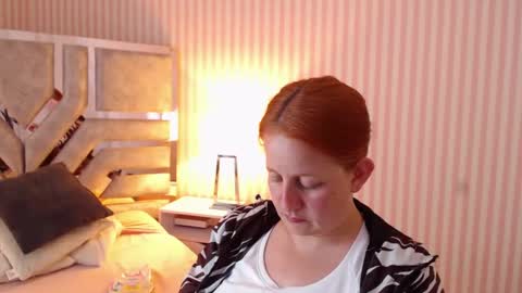 Snapshot of viioletamora chatting on 01-13-25, 12:30 Violeta online show from 01-13-25, 12:30