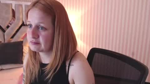 Snapshot of viioletamora chatting on 01-17-25, 02:29 Violeta online show from 01-17-25, 02:29