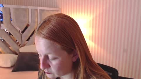 Snapshot of viioletamora chatting on 01-17-25, 08:22 Violeta online show from 01-17-25, 08:22