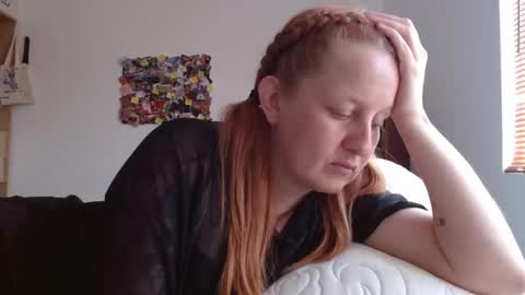 Snapshot of viioletamora chatting on 01-21-25, 03:54 Violeta online show from 01-21-25, 03:54