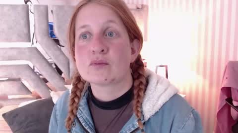 Snapshot of viioletamora chatting on 01-27-25, 09:55 Violeta online show from 01-27-25, 09:55