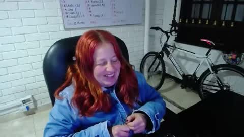 Snapshot of viioletamora chatting on 03-12-25, 05:02 Violeta online show from 03-12-25, 05:02