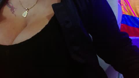 Snapshot of viiolleta chatting on 06-30-26, 12:39 viioleta online show from 06-30-26, 12:39