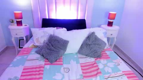 Violet online show from 10-28-25, 12:19