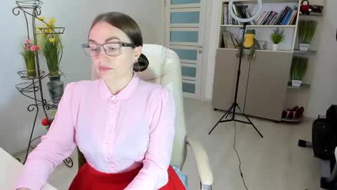 Ukrainian-woman online show from 01-11-26, 07:57