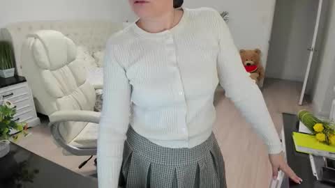 Ukrainian-woman online show from 02-25-26, 12:48