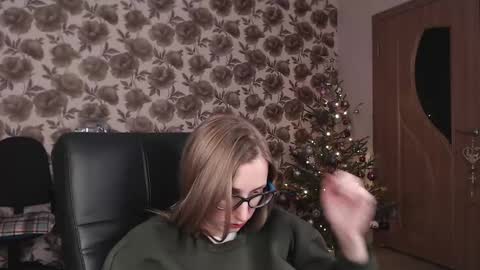Vika online show from 12-19-24, 10:53