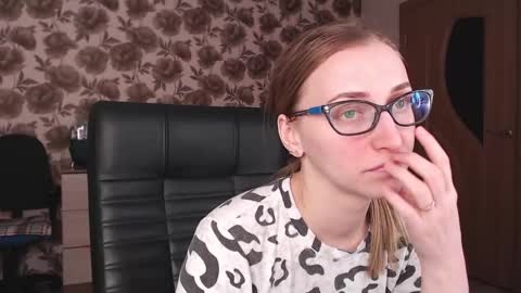 Vika online show from 01-31-25, 04:03