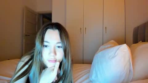 Vika   online show from 06-07-26, 10:02