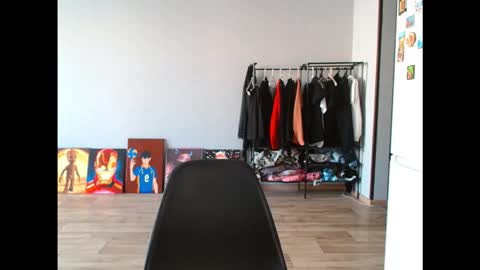 Viki Kelt online show from 09-09-25, 01:49