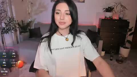 Viki Bellson online show from 07-12-26, 06:21