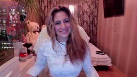 Snapshot of vikilove_ chatting on 07-30-26, 07:02 Victoria online show from 07-30-26, 07:02