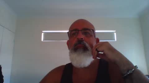 Snapshot of viking666aaa chatting on 01-16-25, 01:48 Viking666 here to play not to pay ladies online show from 01-16-25, 01:48