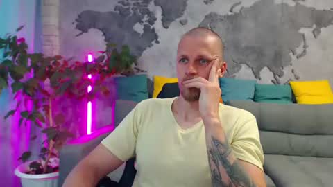 vikingchrisss online show from 07-18-26, 10:52