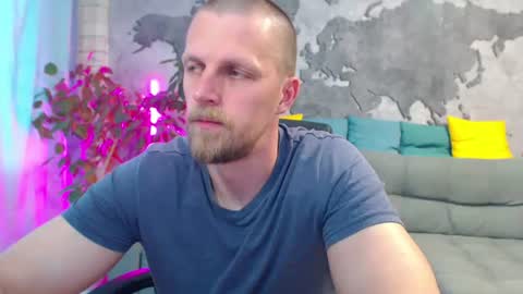 vikingchrisss online show from 07-25-26, 12:03