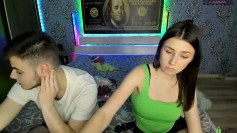 vikki and george online show from 02-10-25, 06:35