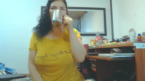 Snapshot of vikktoriaaa chatting on 10-13-25, 05:51 VIKKKTORIAAA online show from 10-13-25, 05:51