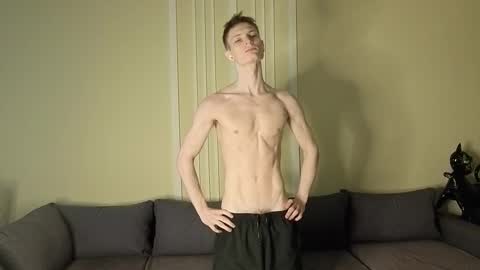 Max online show from 11-23-25, 09:25