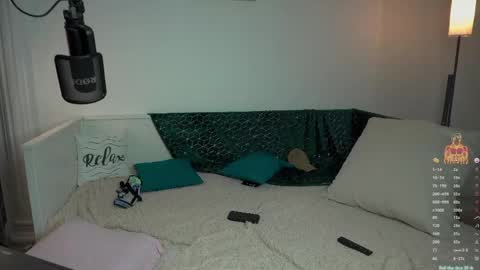 Snapshot of viktor_secret chatting on 06-07-26, 04:49 fansly VITEKsecret online show from 06-07-26, 04:49