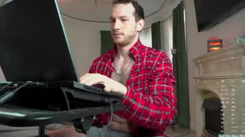 Snapshot of viktor_secret chatting on 06-13-26, 04:54 fansly VITEKsecret online show from 06-13-26, 04:54