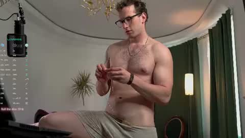 Snapshot of viktor_secret chatting on 06-25-26, 01:04 fansly VITEKsecret online show from 06-25-26, 01:04