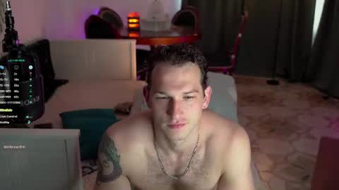 Snapshot of viktor_secret chatting on 07-17-26, 05:25 fansly VITEKsecret online show from 07-17-26, 05:25