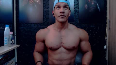 Viktor Herrera online show from 02-25-26, 06:17