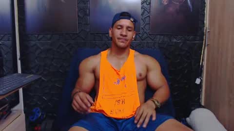 Viktor Herrera online show from 04-13-26, 07:52