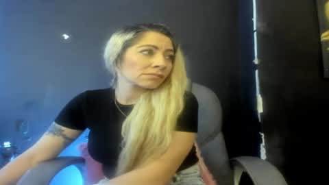 Viktoria online show from 04-24-26, 11:07