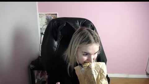 viktoria_lovely online show from 02-10-26, 06:50