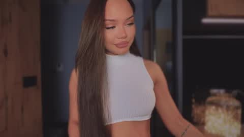 Viktoria www online show from 04-15-26, 07:54