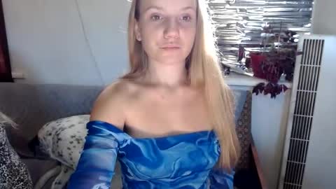 Snapshot of viktorisagi chatting on 07-11-26, 05:54 ViktoriSagi online show from 07-11-26, 05:54