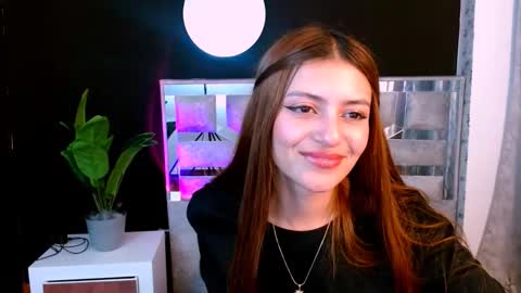viky_evanss online show from 10-14-25, 07:36