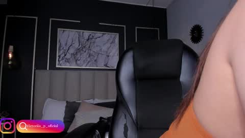 Victoria online show from 11-19-25, 09:37