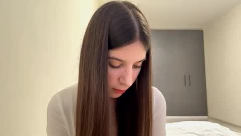 Snapshot of vilacy chatting on 02-22-26, 10:03 Vivien online show from 02-22-26, 10:03