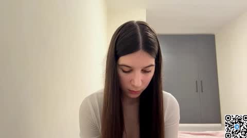 Snapshot of vilacy chatting on 03-01-26, 12:07 Vivien online show from 03-01-26, 12:07