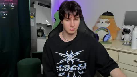 Vincent Strong online show from 04-12-26, 09:36