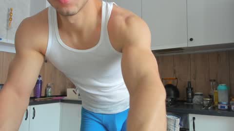 Vincent.  uncut 18cm online show from 02-02-25, 09:40