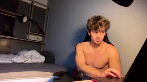 Snapshot of vincentprice69 chatting on 11-16-25, 11:05 vincentprice69 online show from 11-16-25, 11:05